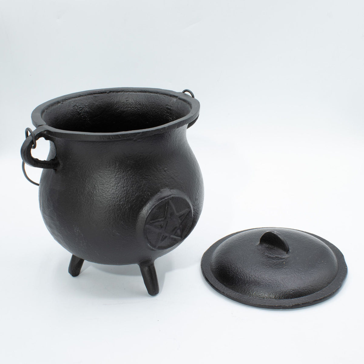 Extra large cast iron cauldron with raised pentagram, lid and three legs - view 3