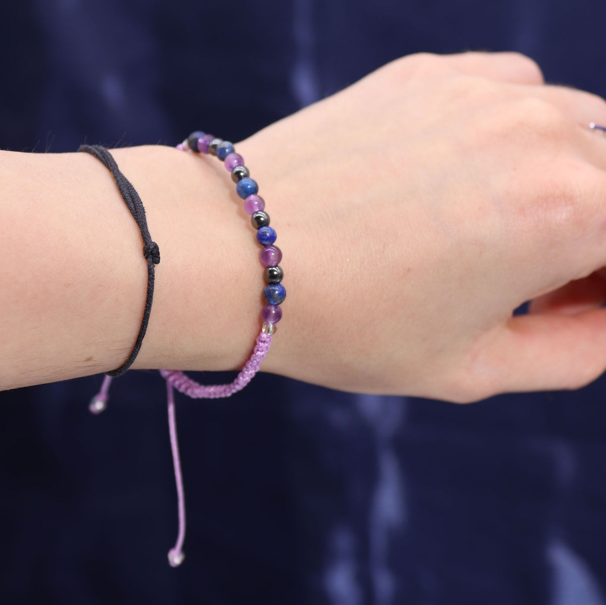 Zodiac Crystal Candle with Gemstone Bracelet - Aquarious - view 3