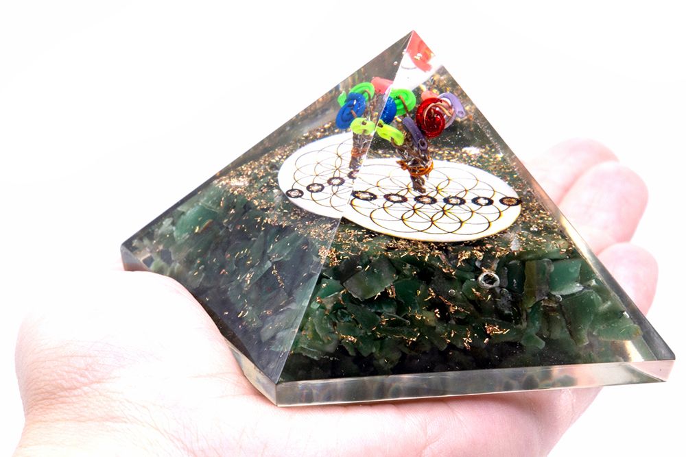 Orgonite Pyramid - Green Aventurine & Flower of Life