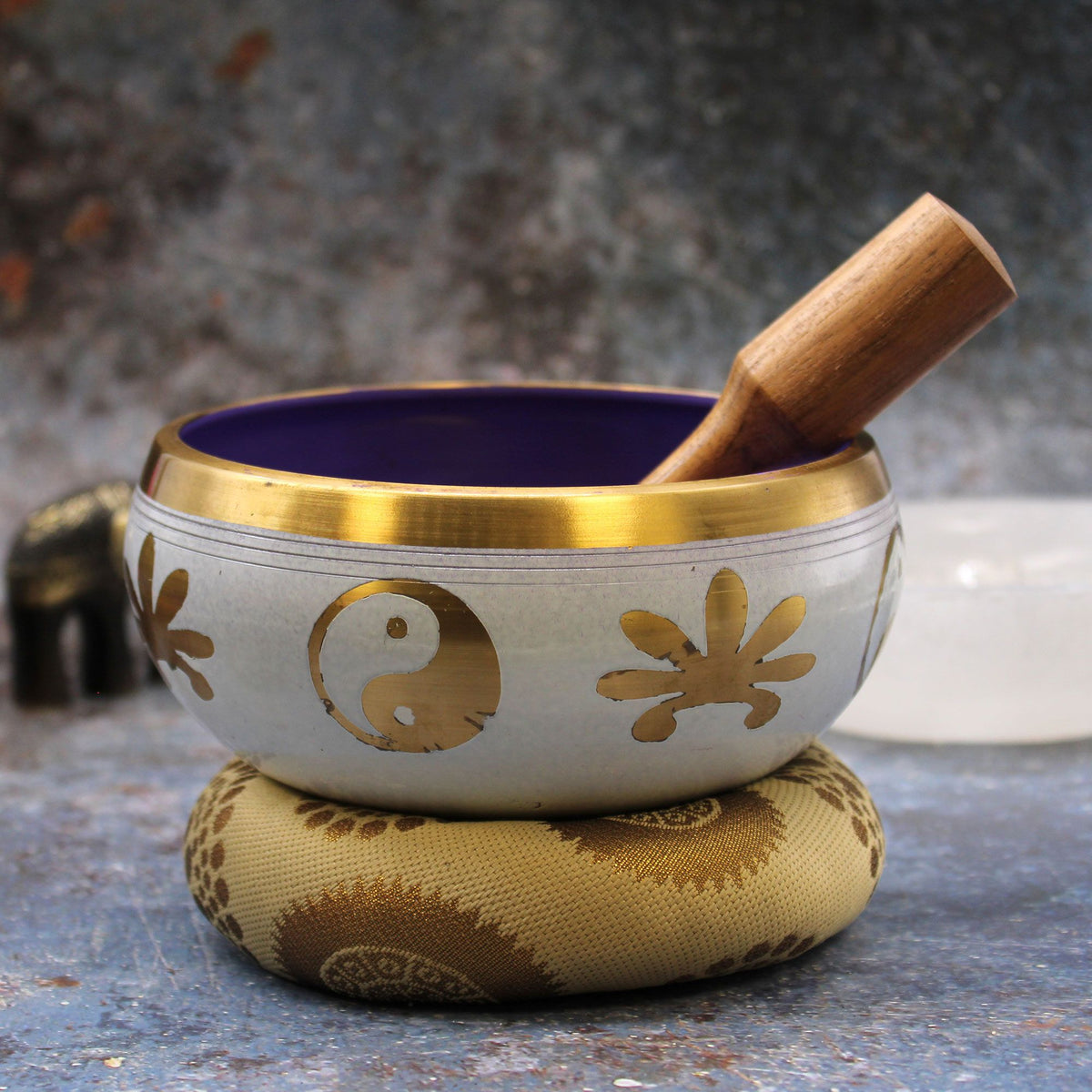 Lrg Yin & Yang Singing Bowl Set - White/Purple 14cm - view 5
