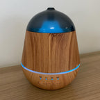 Marseille USB aroma diffuser releasing a cool mist, with colour-changing light - view 2