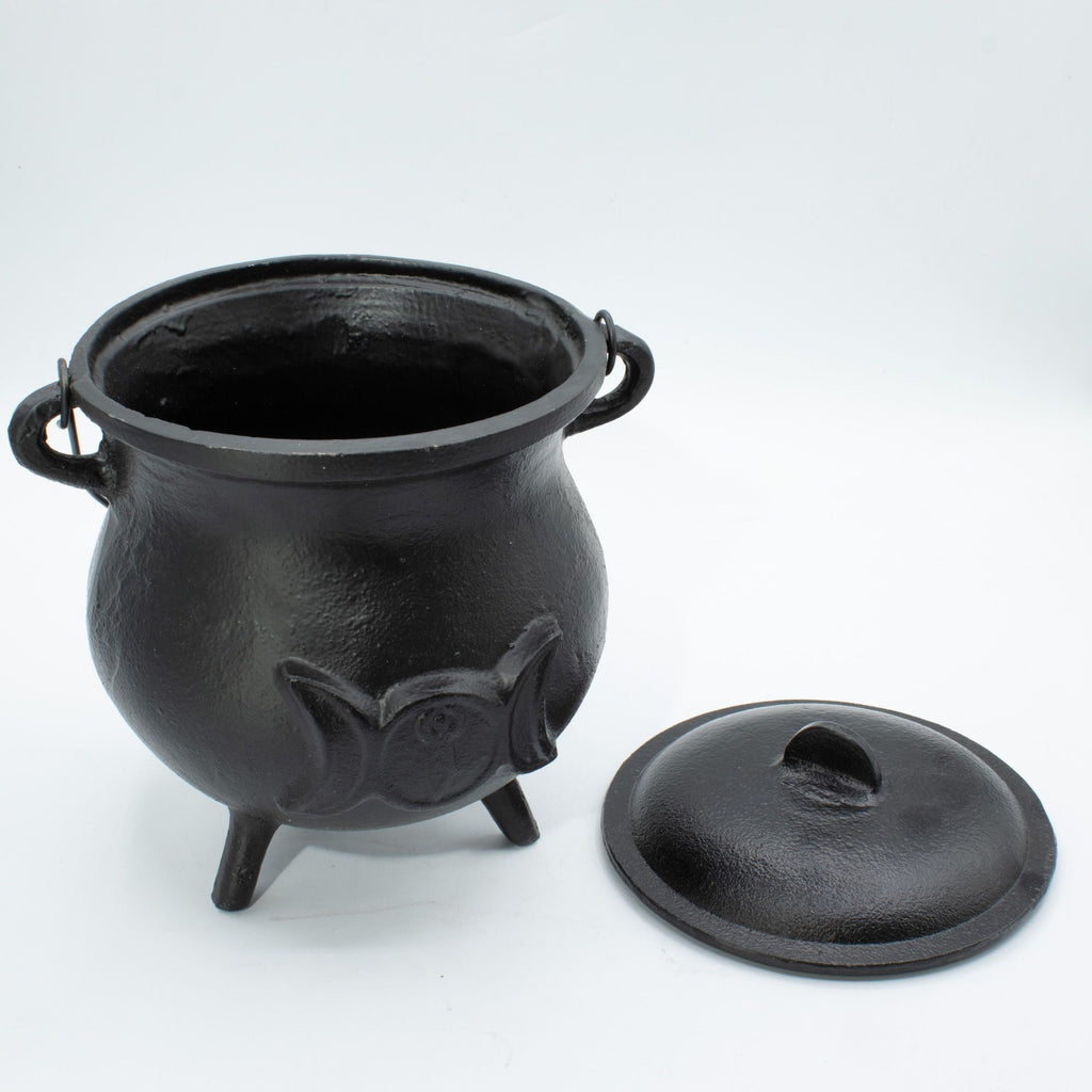 Extra large cast iron cauldron with raised triple moon, lid and three legs - view 3