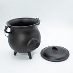 Extra large cast iron cauldron with raised pentagram, lid and three legs - view 3