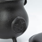 Extra large cast iron cauldron with raised pentagram, lid and three legs - view 4